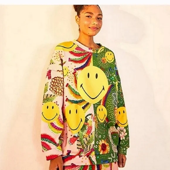 FARM Rio Smiley Graphic Crewneck Sweatshirt - Picture 4 of 7